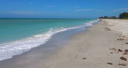 2BR Gulfside Paradise – Longboat Key by RVA