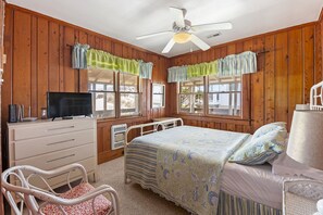 3 quartos, ferros/tábuas de passar roupa, berço de viagem, Wi-Fi