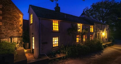 Characterful Cottage near Port Isaac & Polzeath - Fibre Wifi.