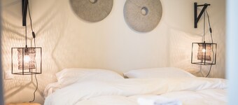 Luxury Home with Jacuzzi and Spectacular Sea Views for 8 Guests