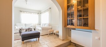 Luxury Home with Jacuzzi and Spectacular Sea Views for 8 Guests