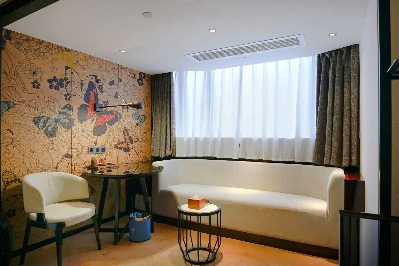 in-room safe, desk, blackout curtains, soundproofing