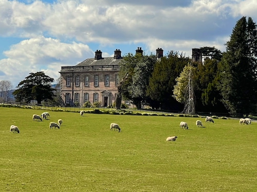 Dunkeld Cottage - ideal for touring the Lake District National Park! WiFi.
