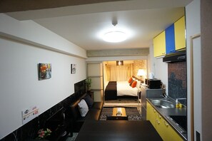 Apartment | Living area | Flat-screen TV - Takemura House Imamiya (Osaka)