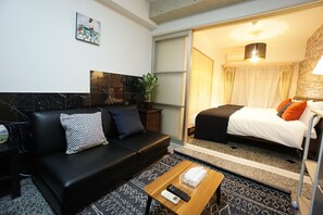 Apartment | Living area | Flat-screen TV - Takemura House Imamiya (Osaka)