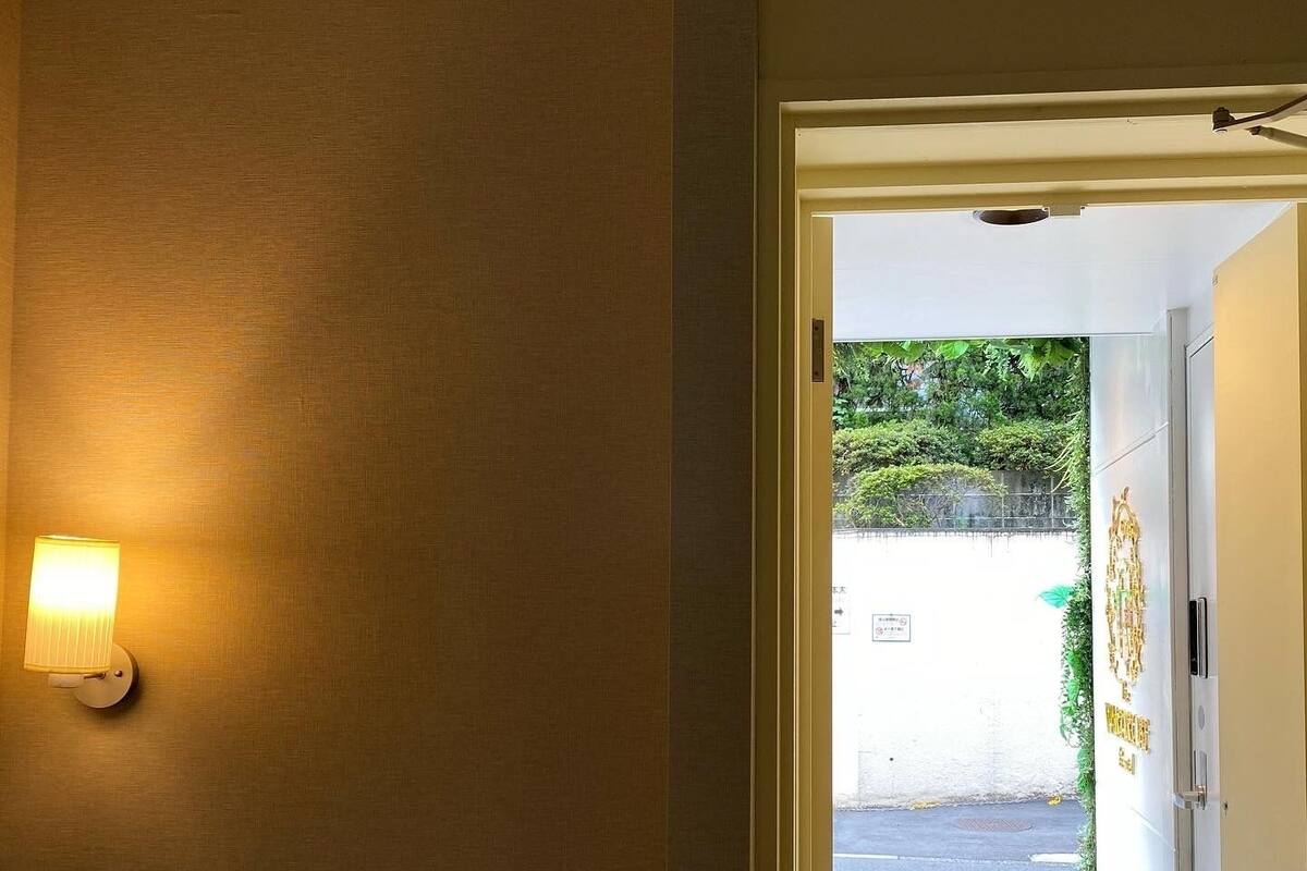 Basic Twin Room, 2 Twin Beds, Non Smoking | Free WiFi