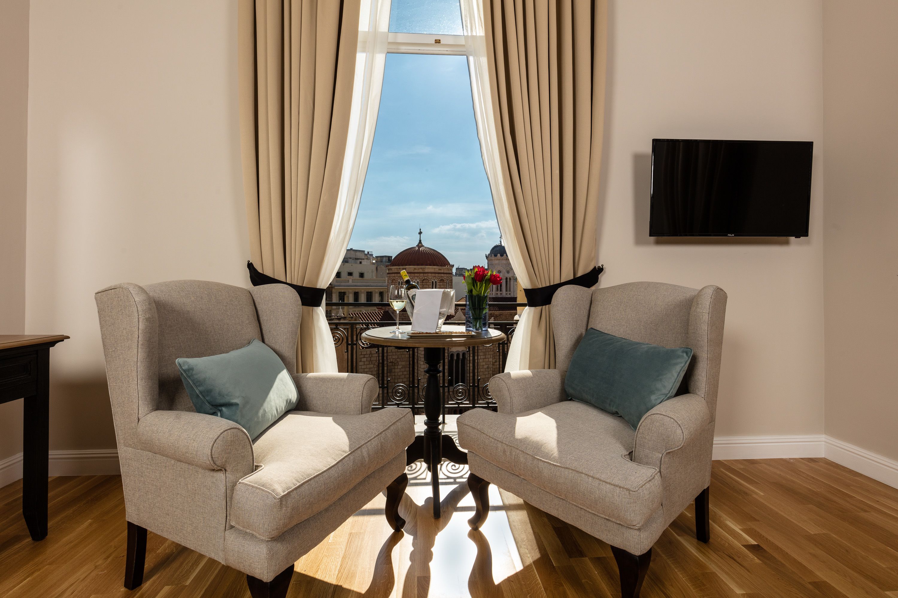 luxury double room (mansion corner) | living area | led tv