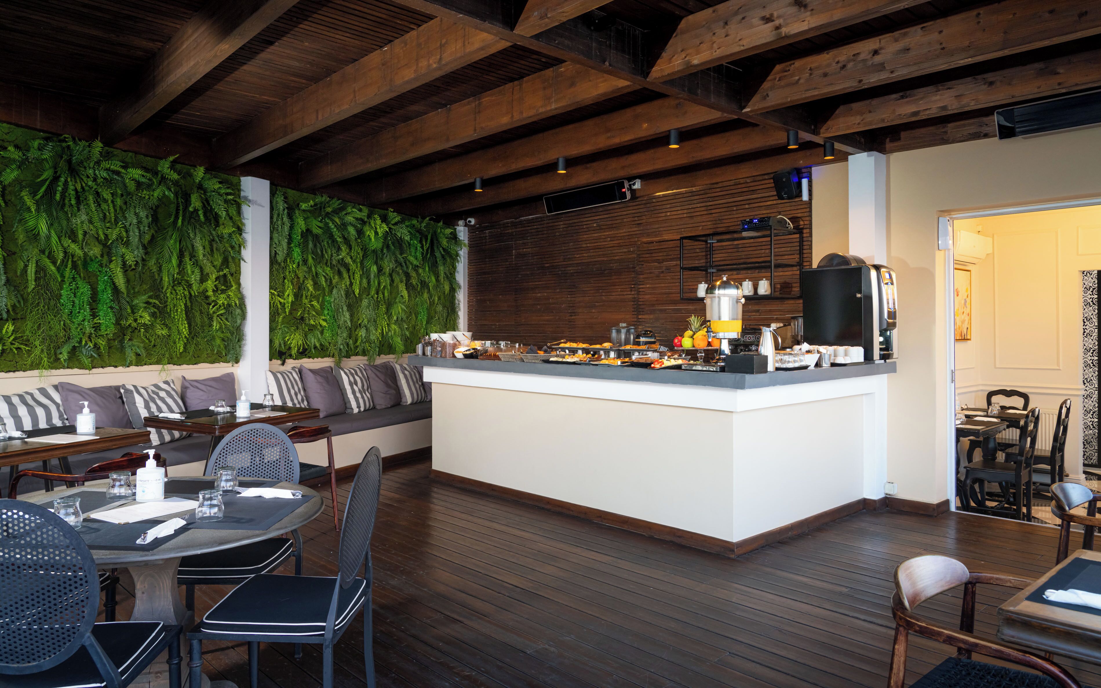 Photo - Athens Mansion Luxury Suites