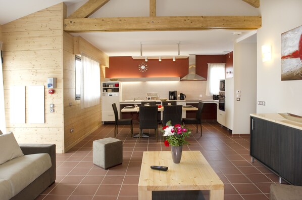 Flat-screen TV, heated floors - Village de gîtes les hauts du Gevaudan (Montrodat)