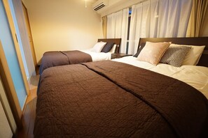 Apartment | Free WiFi - Takemura House Kyoubashi (Osaka)