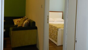 2 Bedroom Saloon with balcony  - Taksim Family Flats (Istanbul)
