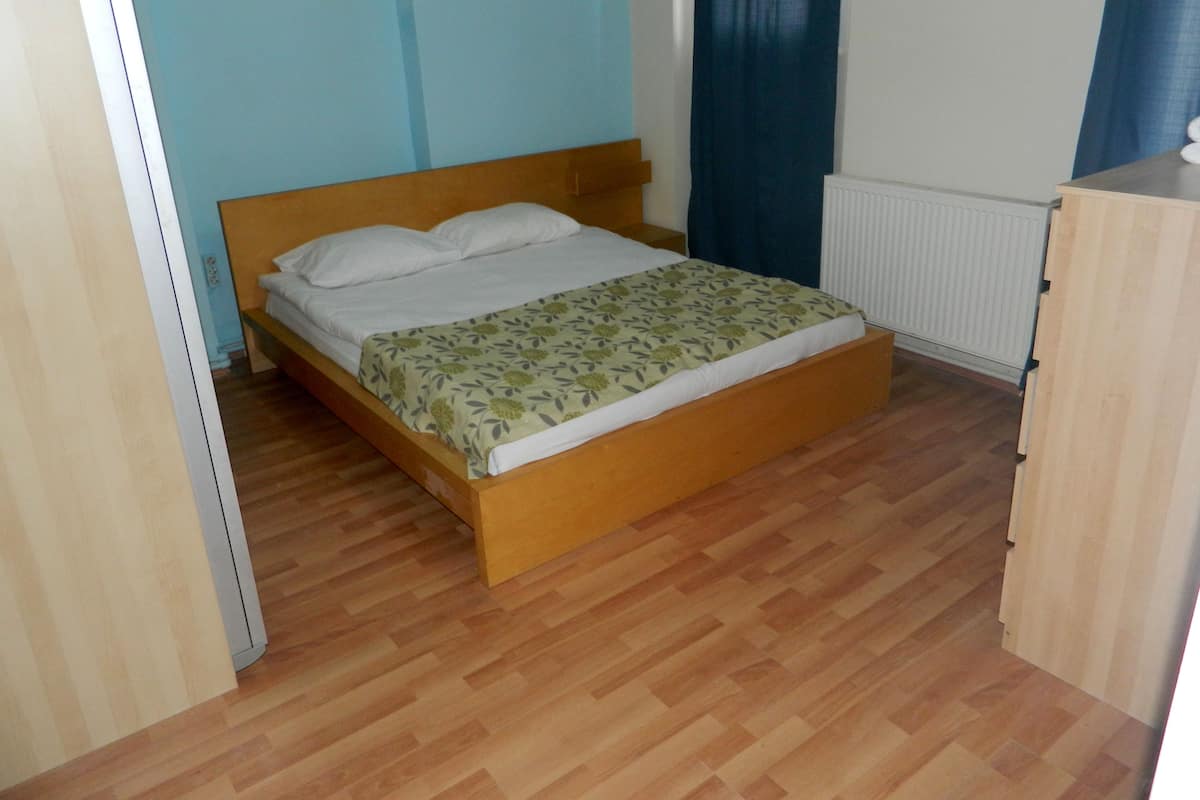 Fourth Floor 2 Bedroom Apartment  | Coffres-forts dans les chambres, Wi-Fi gratuit