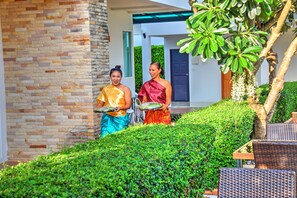 Property grounds - Pool Access 89 at Rawai (Rawai)