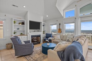 Smart-TV, Kamin, Tischfußball