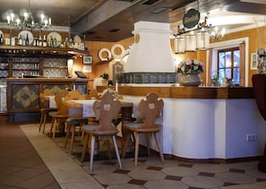 Bar (on property) - Entenwirt Seeham (Seeham)