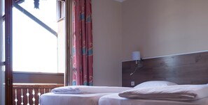 Family Room | View from room - Entenwirt Seeham (Seeham)