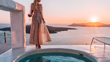 Suite de luna de miel, hidromasaje, vista al mar | Vista desde la habitación