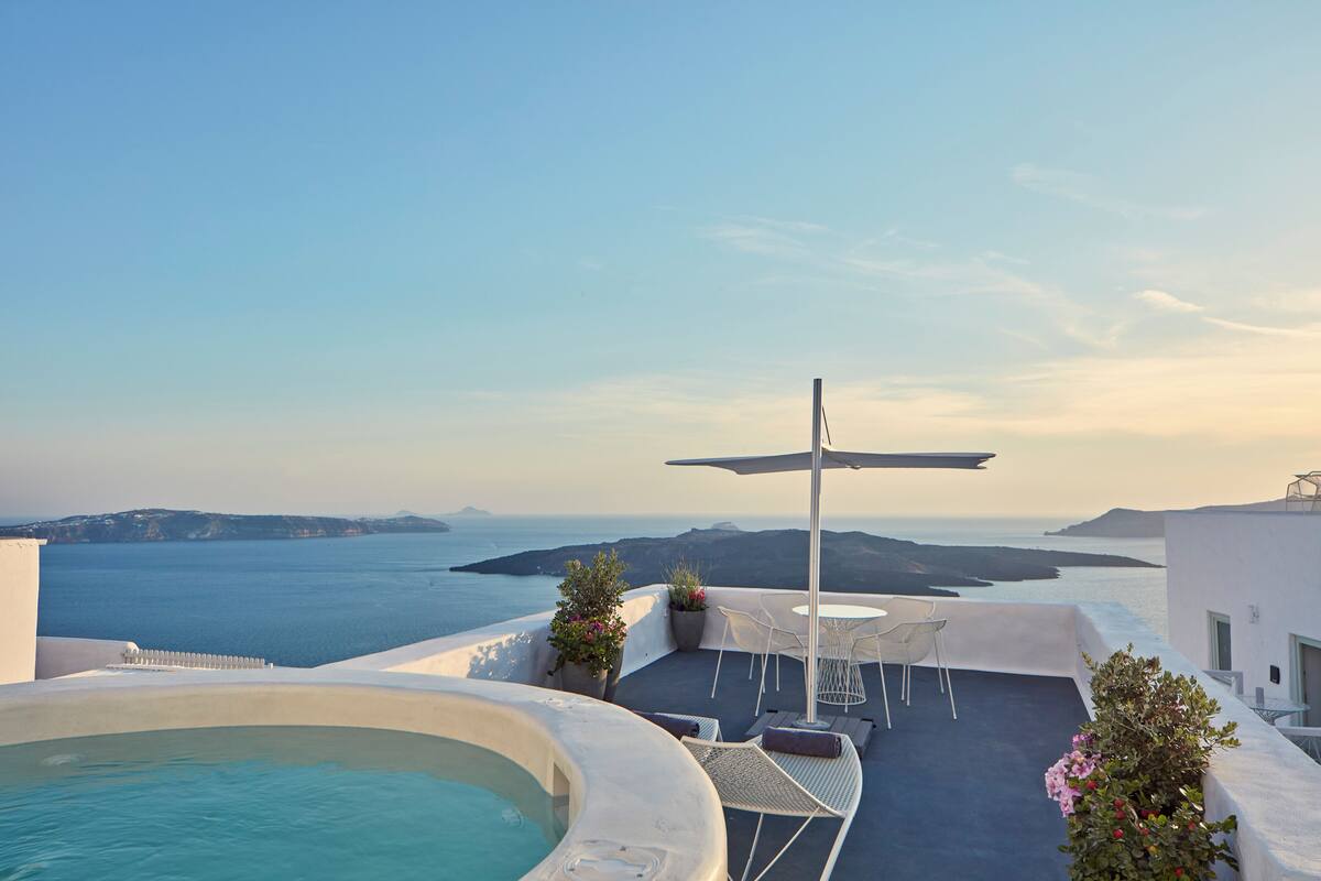 Honeymoon Suite, Hot Tub, Sea View (Executive) | Balcony