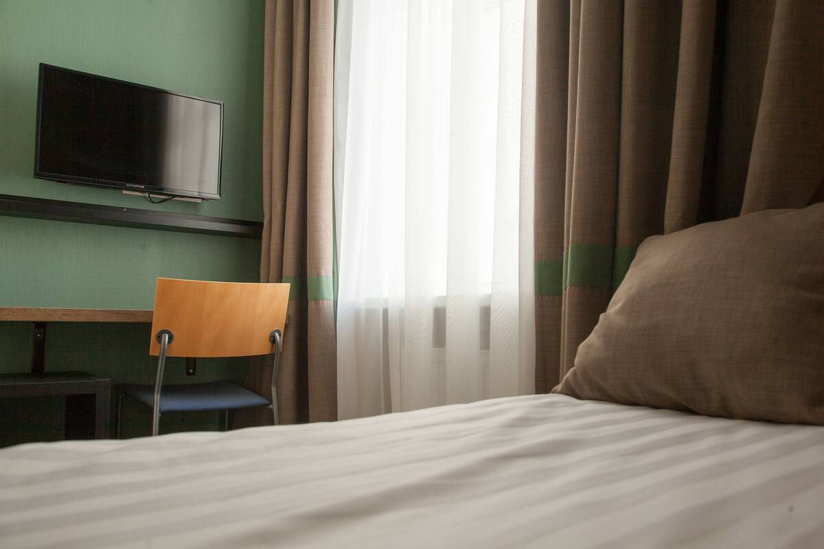 Standard-Einzelzimmer | Zimmersafe, Verdunkelungsvorhänge, schallisolierte Zimmer