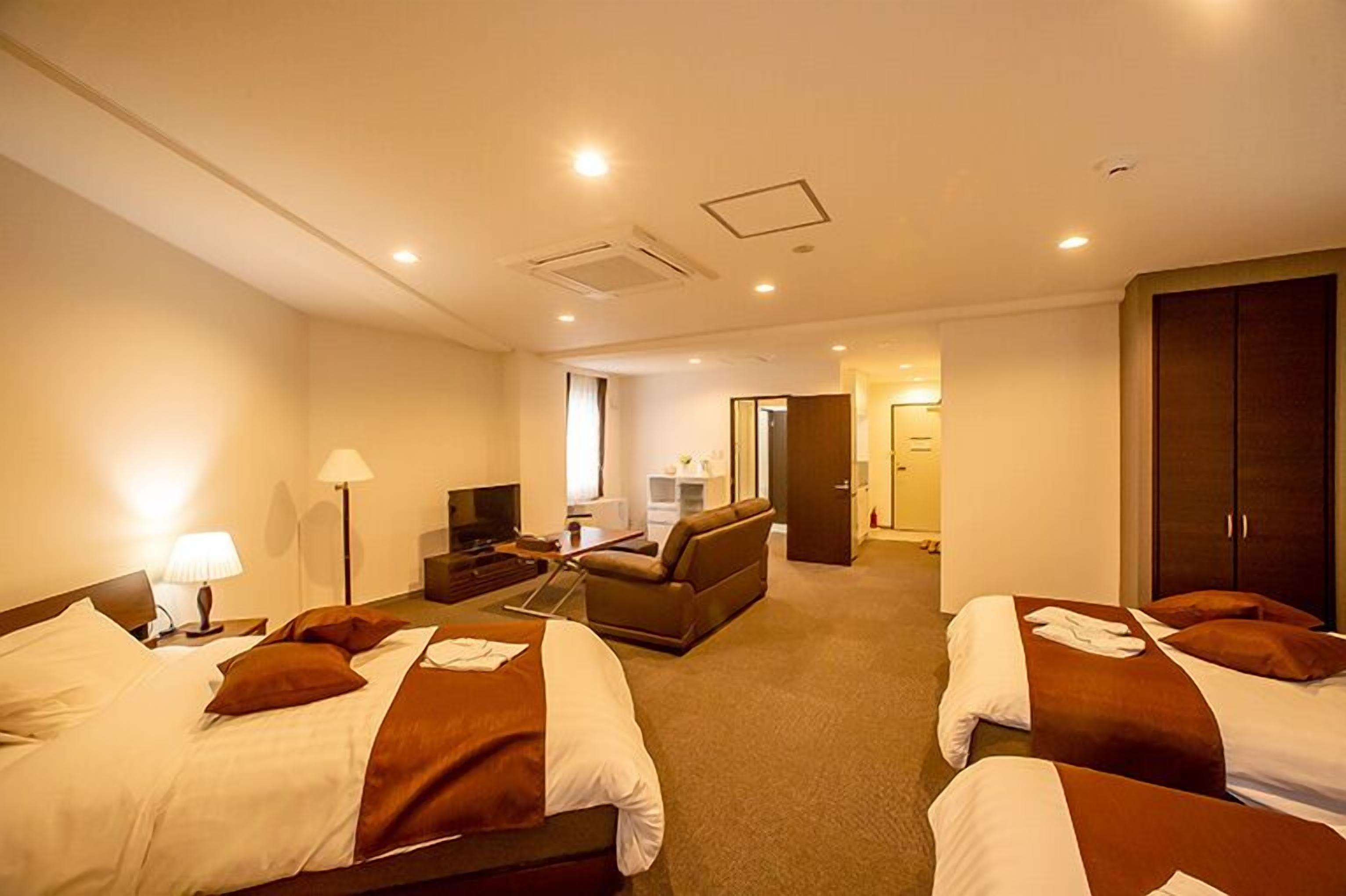 房內夾萬、熨斗/熨衫板、免費 Wi-Fi、床單