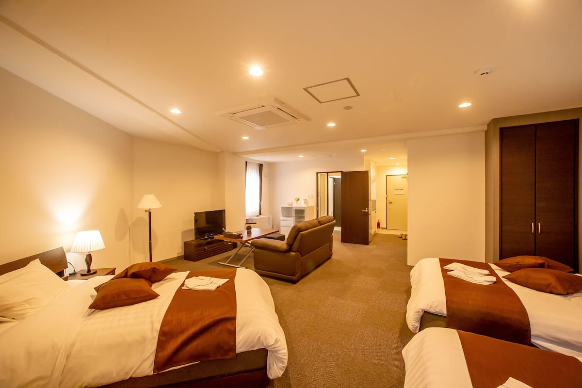 In-room safe, iron/ironing board (on request), WiFi (free), bed sheets