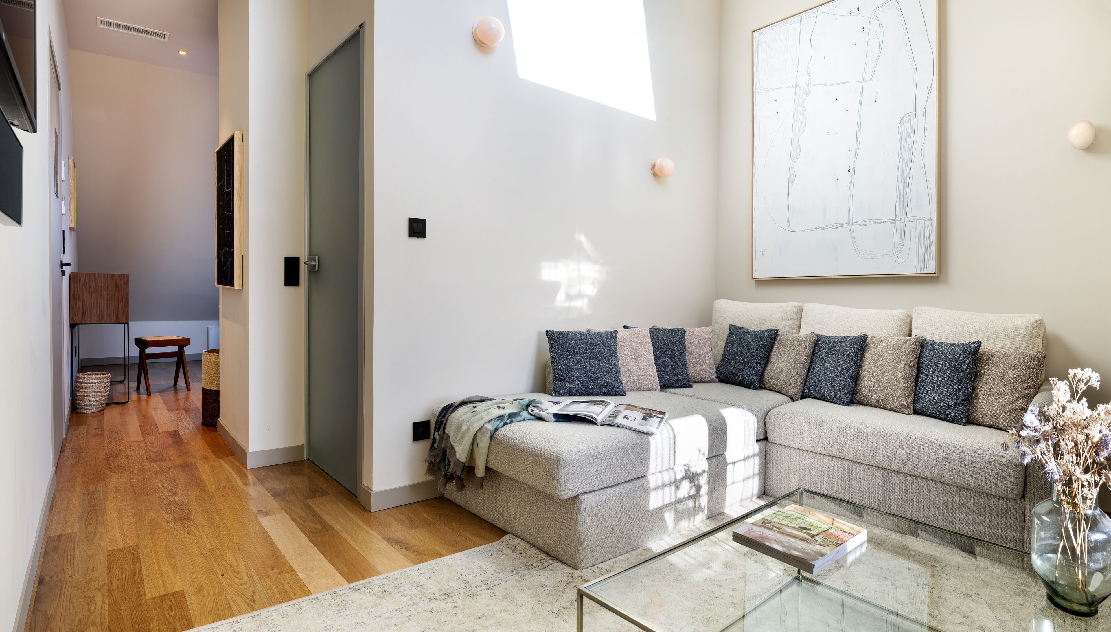 superior room | living area | 49-inch led tv with satellite channels, tv, streaming services