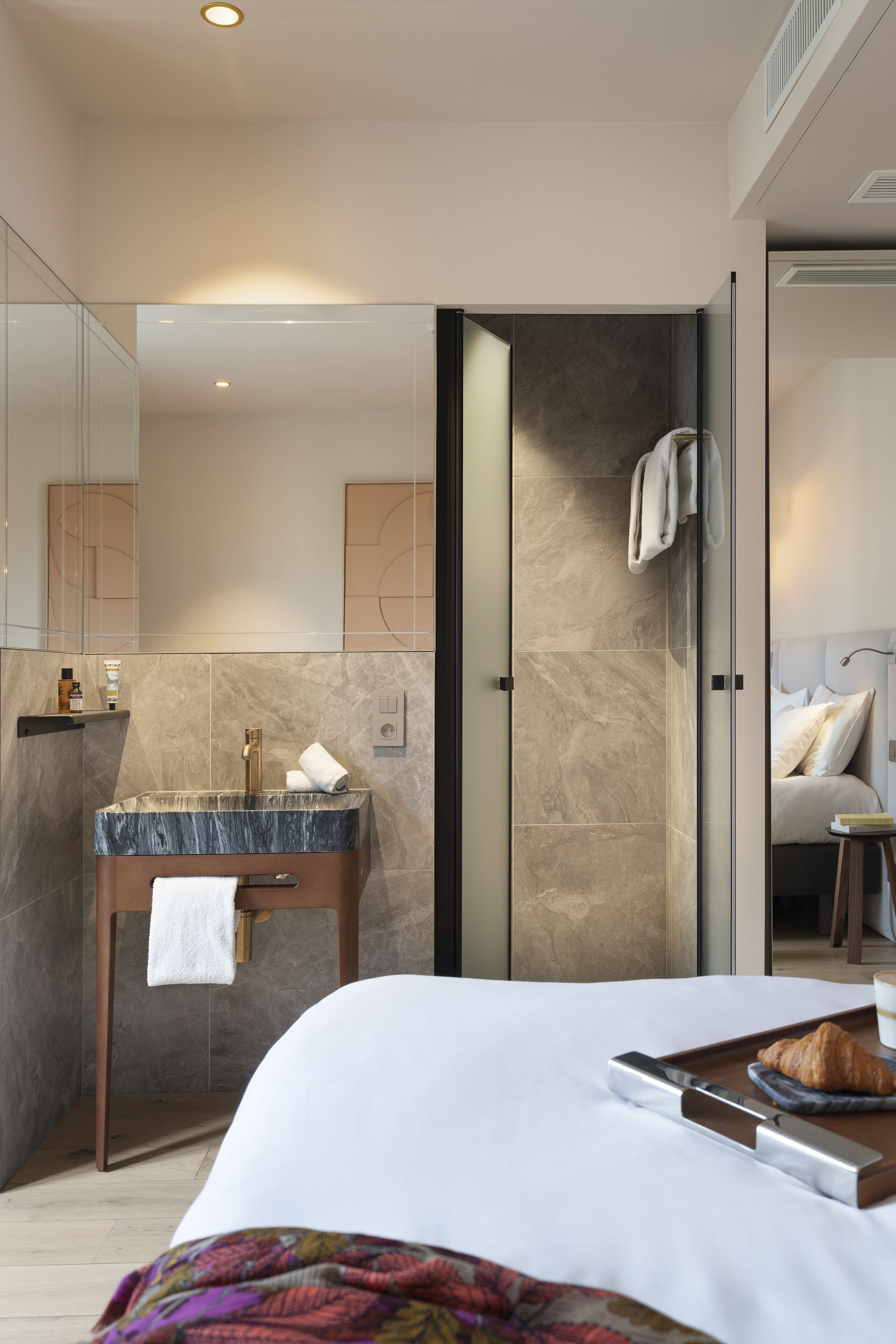 design room | bathroom | shower, rainfall showerhead, free toiletries, hair dryer