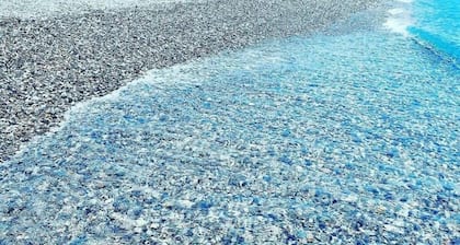 Incroyable Villa EOS prĂšs deTormina, accĂšs direct face Ă une mer cristalline incroyable
