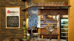 Restaurant - Pod Břesteckou skalou (Brestek)