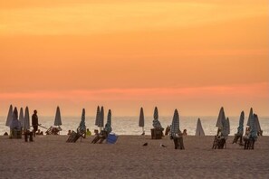 Na praia