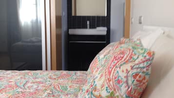 1 bedroom, iron/ironing board, Internet, bed sheets