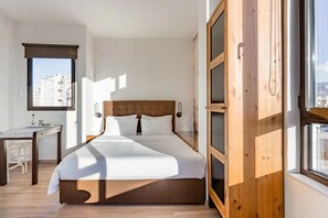 1 bedroom, iron/ironing board, free WiFi