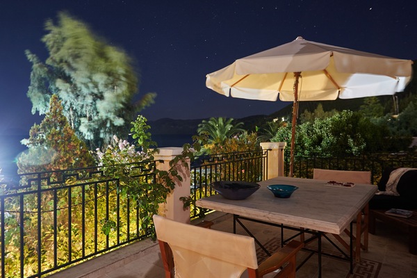 Let the breeze walk right in your living outdoor while you enjoy a night