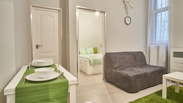 Design Apartment, 1 Queen Bed, Non Smoking | Living area