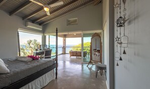 5 Schlafzimmer, Zimmersafe, Bügeleisen/Bügelbrett, Reisekinderbett