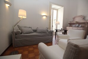 Fernseher, Stereoanlage
