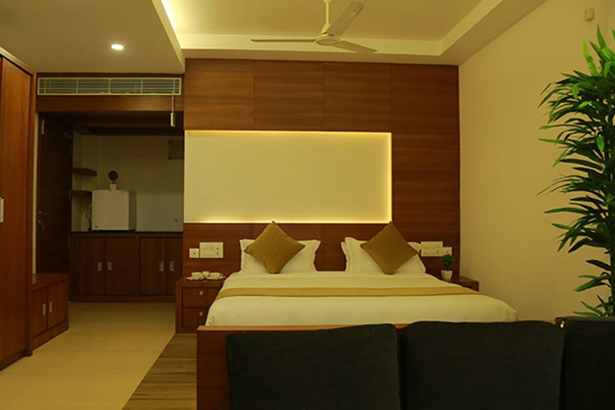 Deluxe Double or Twin Room, 1 Double Bed, River View | Rollaway beds, free WiFi