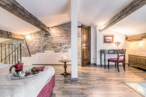 2 chambres, bureau, fer et planche à repasser, Wi-Fi