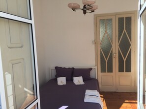 4 Schlafzimmer, Bügeleisen/Bügelbrett, Internetzugang, Bettwäsche