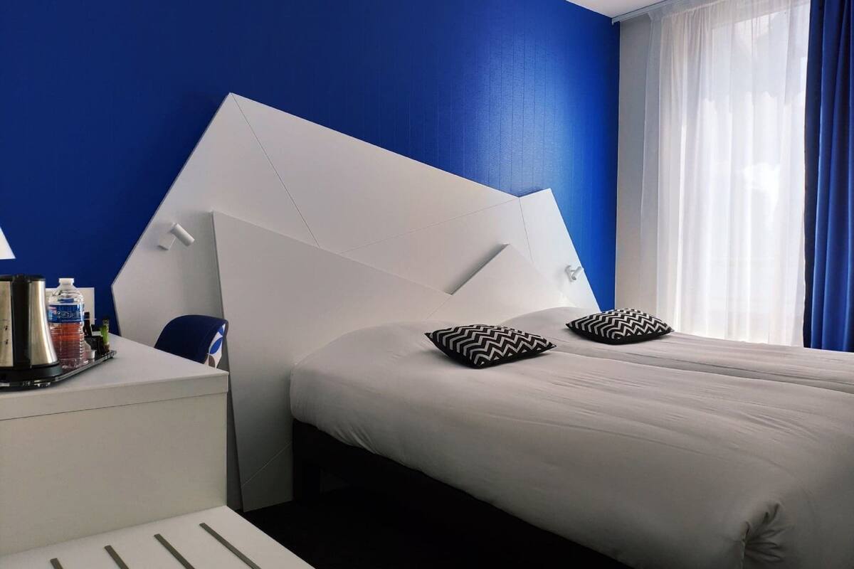 twin room | view from room