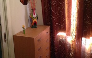 高级房 | 高档床上用品、迷你吧、熨斗/熨衣板、免费婴儿床