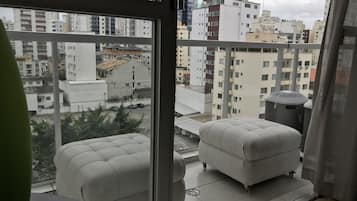 Familieleilighet, 3 soverom, ikke-røyk, byutsikt | Balkong