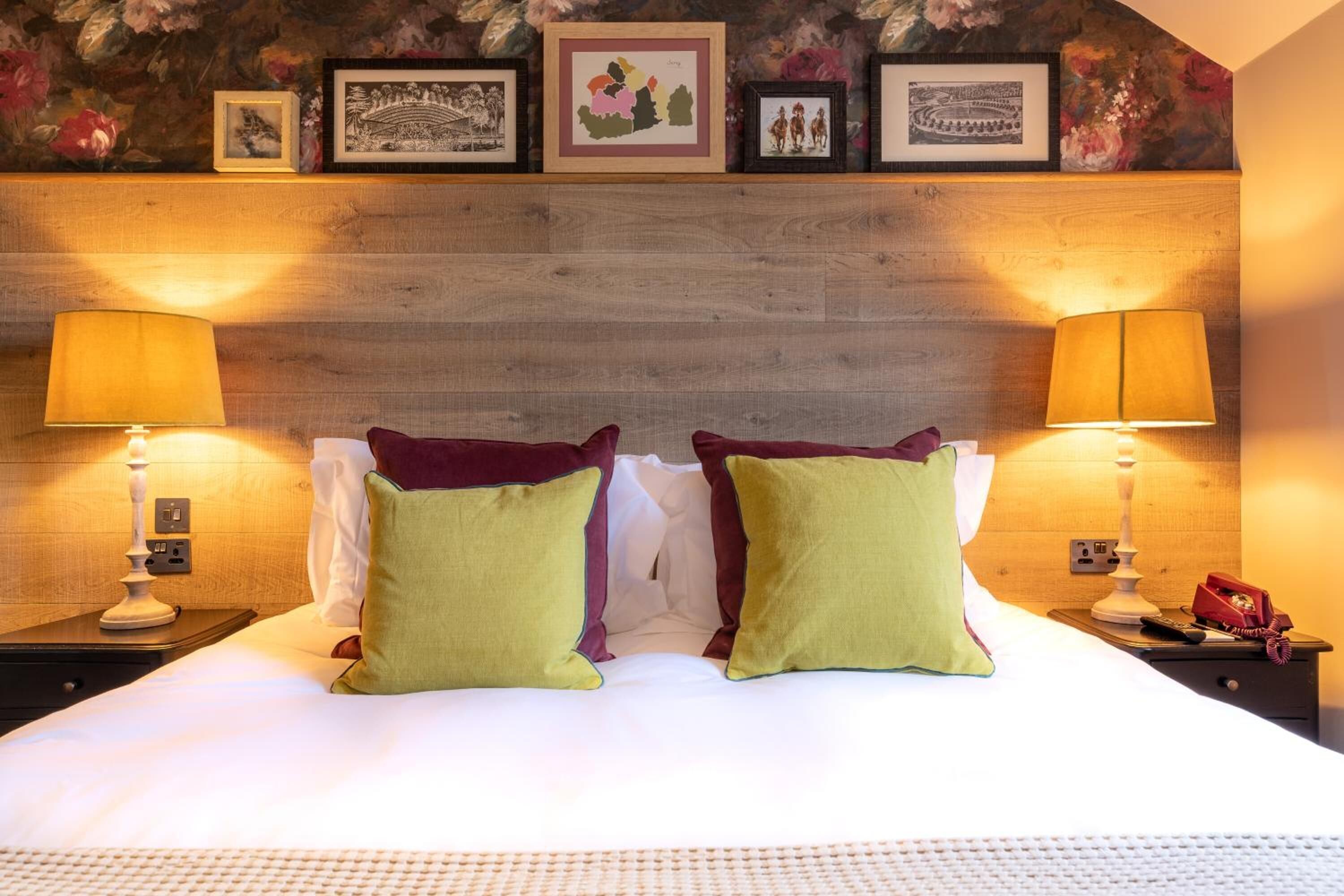 minibar, in-room safe, desk, blackout curtains