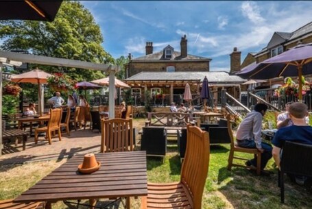 Foley Hotel – Affordable hotel in Esher