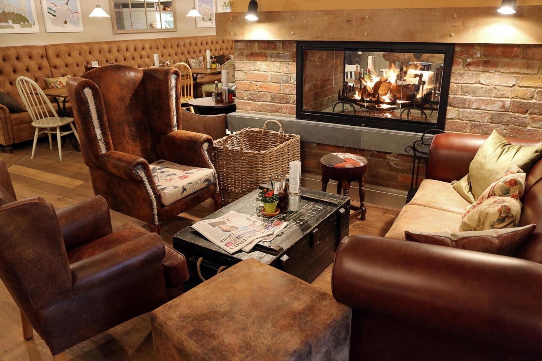 flat-screen tv, heated floors