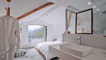 Tweepersoonskamer | Verduisterende gordijnen, geluiddichte muren, gratis wifi