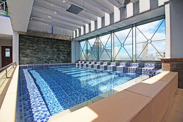 Outdoor pool - BSA Mansion (Makati)