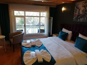 FUNDO | Minibar, individually furnished, desk, blackout drapes - Alesta Butik Otel (Sile)