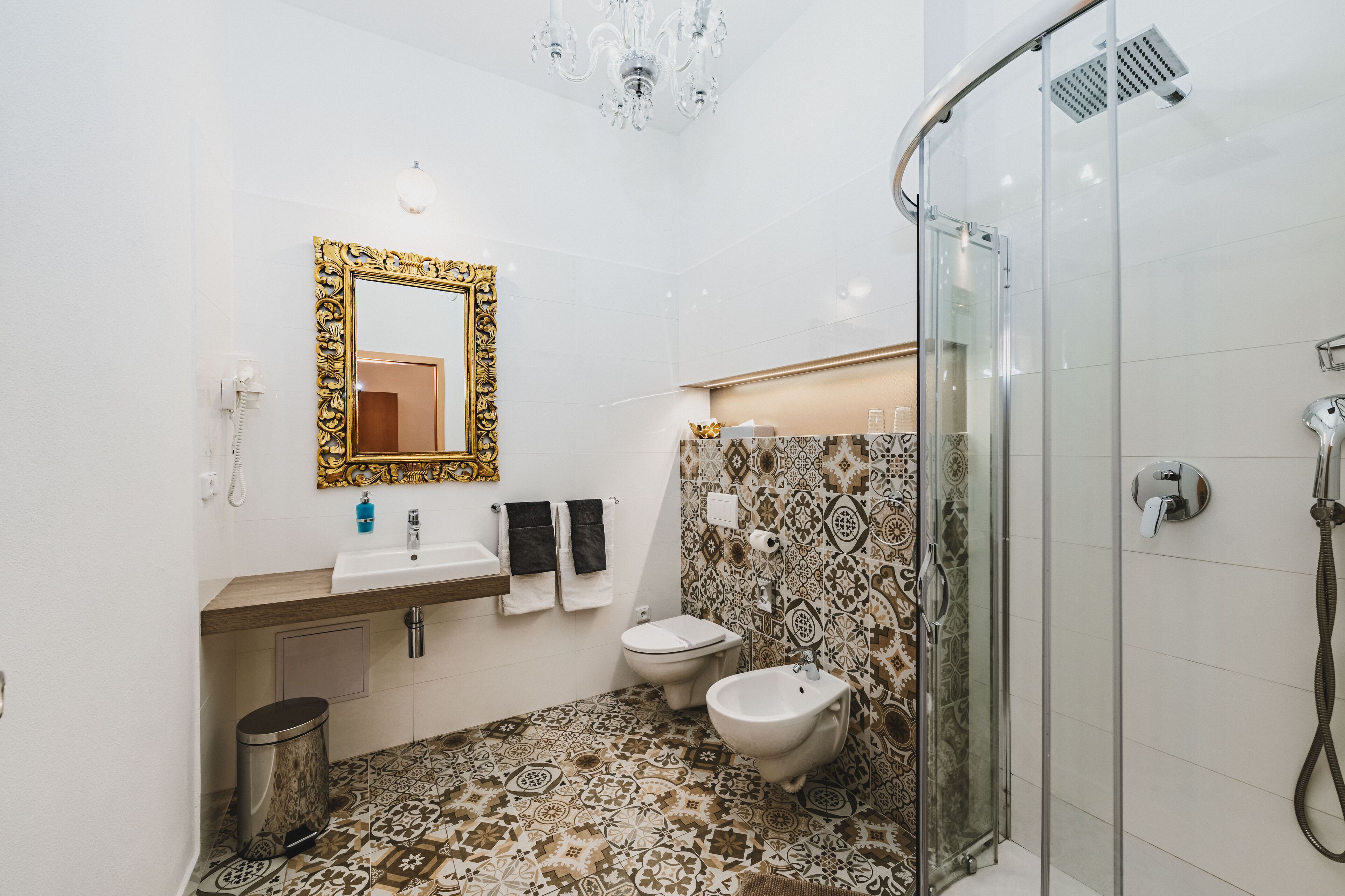 superior double or twin room | bathroom | shower, free toiletries, hair dryer, towels