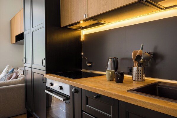 Deluxe Suite, 1 Bedroom, City View | Private kitchen | Fridge, coffee/tea maker, electric kettle, paper towels - Doma Zagreb (Zagreb)